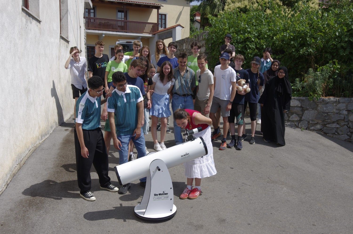Udeleženke in udeleženci 10. srednjeevropske olimpijade iz astronomije in astrofizike. Fotografija: Andrej Gu&scaron;tin.